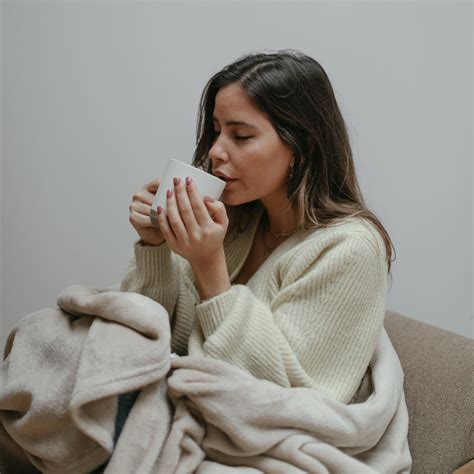 Korean Honey Ginger Tea: How to Make 'Saenggang Cha' - Bloom's Tea