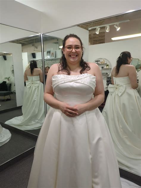 Stella York New Wedding Dress Save 6% - Stillwhite