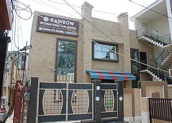 विशेषज्ञों की सिफारिशें अलीगढ के 3 प्ले स्कूल