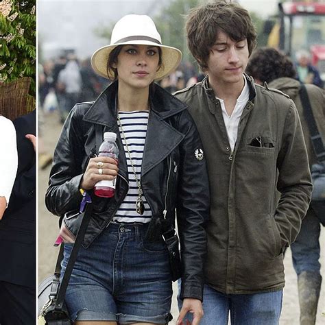 Alexa Chung And Alex Turner Kissing
