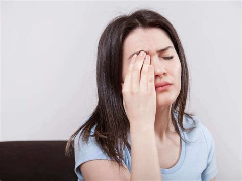 Right Eye Twitching Superstitions and Spiritual Meanings - What Spiritual