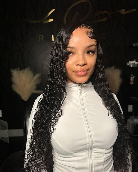 10 Fabulous Super Deep Side Part Hair Ideas You Should Save