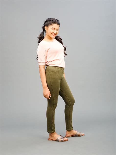 Solid Medium Olive Knit Girls Jeggings - GO Colors – Go Colors India