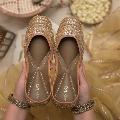 Mehfil Gold Juttis Online Shopping | Gold Formal Wedding Jutti for ...