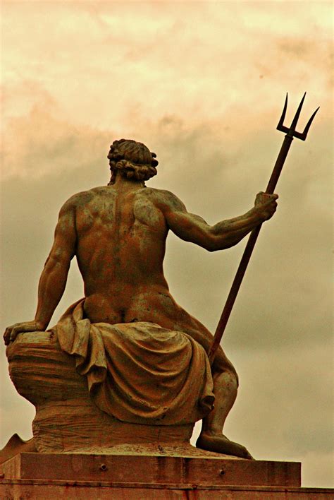 Greek Statues Poses at Phyllis Burlingame blog