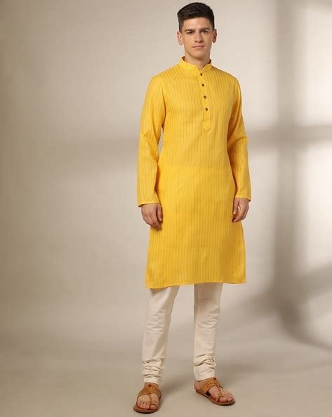 Roadster Men Straight Fit Stretchable Jeans - Price History