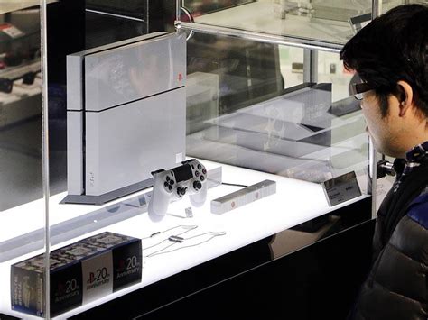 PlayStation 4 poised to hit 80 million, says analyst (HT Tech)