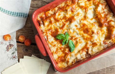Irresistible Veggie Recipes: Quorn Lasagne   Recipe in  