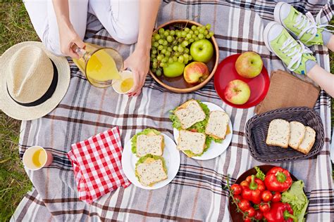 Summer Picnic Safety Tips » Newsletters