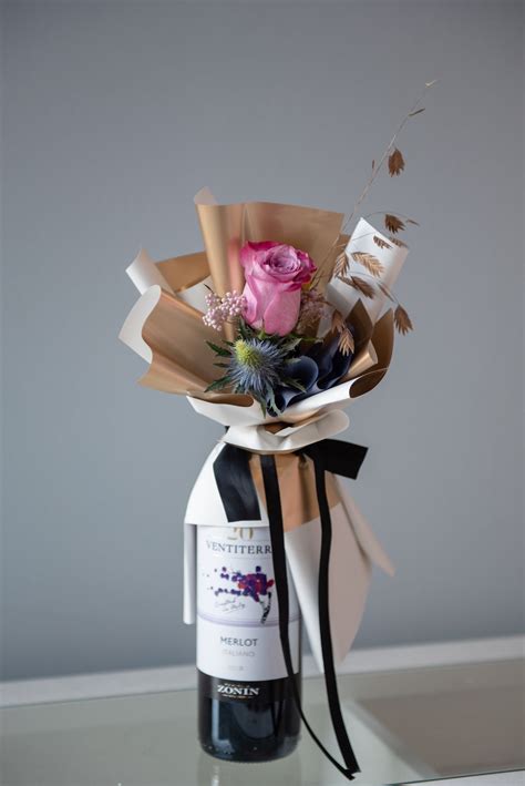 Flower bouquet with wine – Artofit