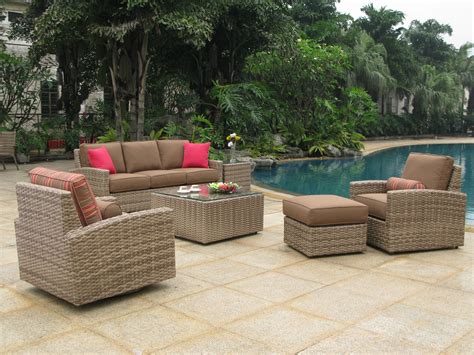 BISCAYNE Seating 4 - Luxury Wicker Patio Furniture Set