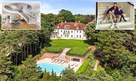 Former England and Liverpool footballer Adam Lallana mansion on sale ...