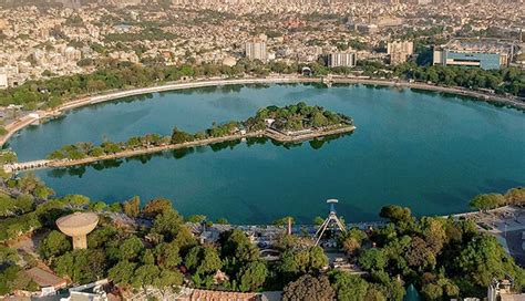 6 Amazing Tourist Attractions To Visit in Ahmedabad - lifeberrys.com