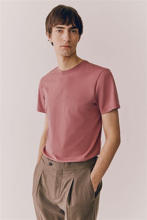 Slim Fit Pima cotton T-shirt - Raspberry red - Men | H&M IN