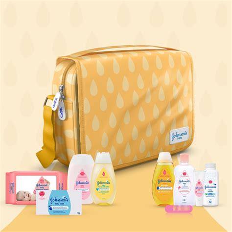 Johnson's Baby Gift Pack with Travel Kit | Newborn Essentials Kit for ...