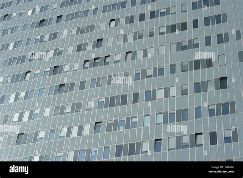 Building Front View 的图像结果