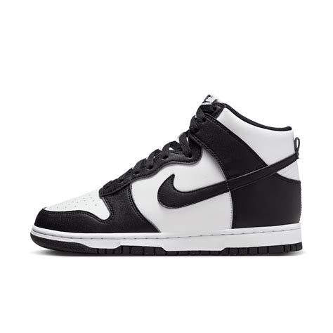 Nike Dunk. Nike.com