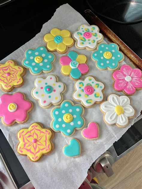 Online Cookie Decorating Classes – The Graceful Baker Shop