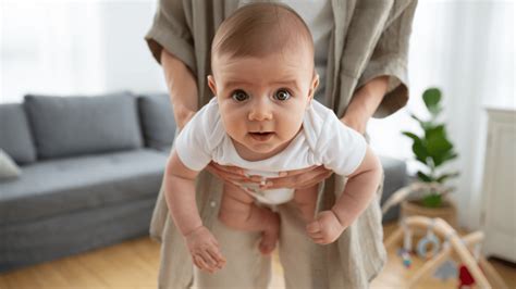 How to Manage Your 12-Week-Old's Wake Window? - Mothers Always Right