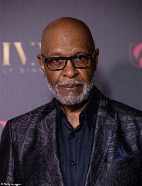 Grey's Anatomy star reveals real-life cancer battle as character ...