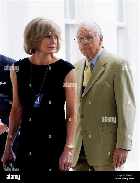 Who Is Carol Held Knight Neil Armstrongs Wife Where Is