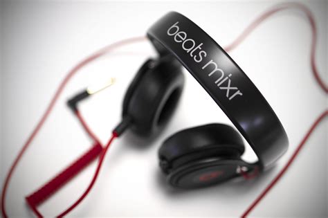 REVIEW: Beats By Dre Mixr DJ Headphones – DJWORX