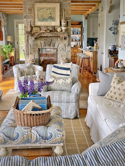 Coastal Cottage Living Room Design Ideas 40 Coastal Living Rooms That