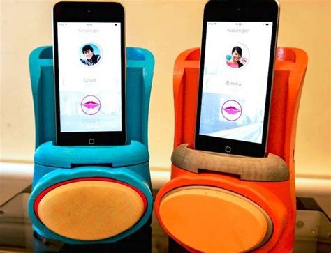 Kissenger Device That Lets You Kiss Your Long Distance Lover