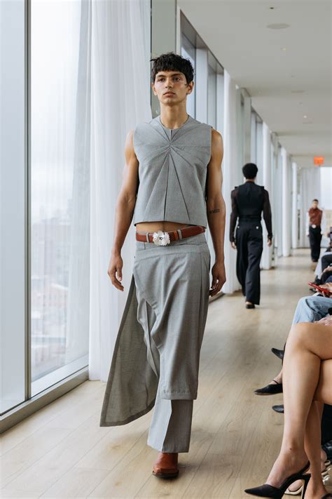 Campillo Spring 2025 Men's Ready-to-Wear Runway, Fashion Show ...