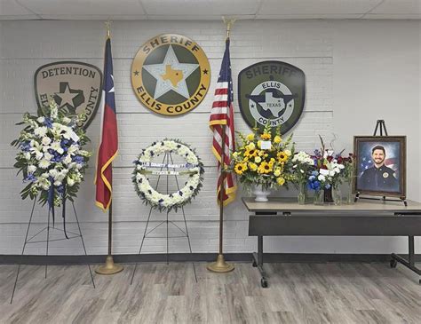 Murdered detention officer memorial service held | Ellis County Press