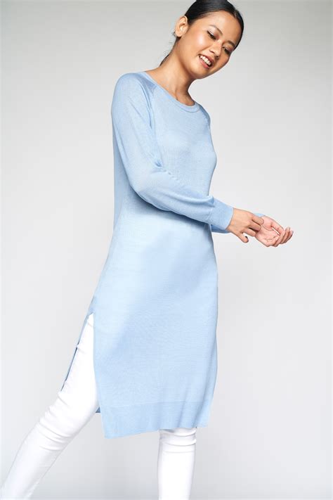 Buy Powder Blue Solid Straight Tunic Online at Best Price at Global ...