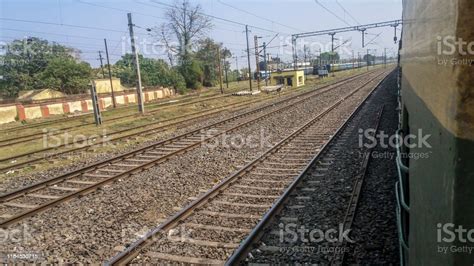 Local Train Drawing 的图像结果