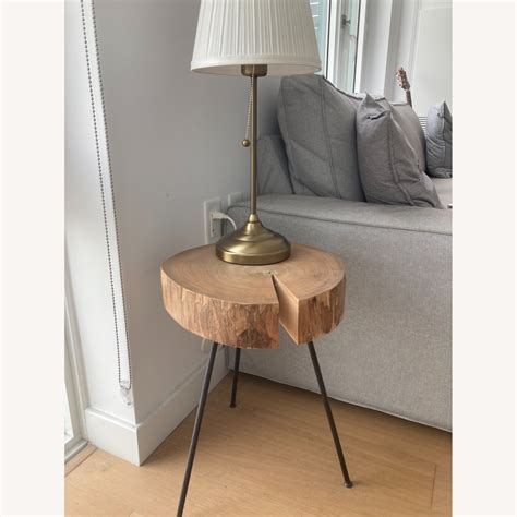 Raymour & Flanigan Lombardi End Table - AptDeco