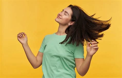 Skinification Of Hair : Not Just Another Beauty Fad! | ThriveCo