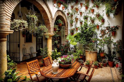 Andalusian patio | Interior garden, Patio, Outdoor decor