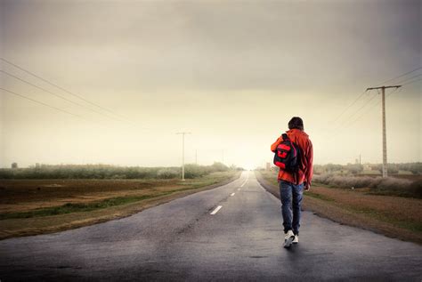 Hagamos de este mundo una poesía!: Caminante no hay camino...