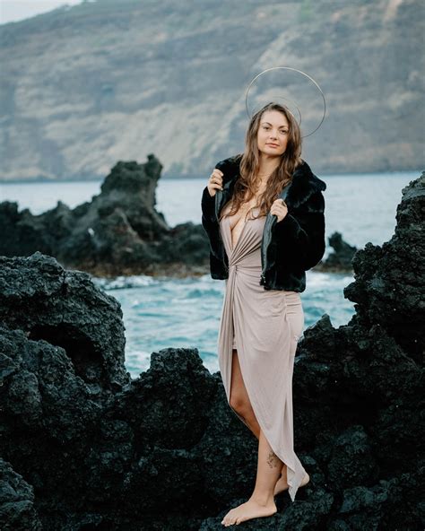 Larissa Figley | Yoga + Massage | Goddess Yoga Retreats | #SeasonOfTheWitch #FallMagic # ...