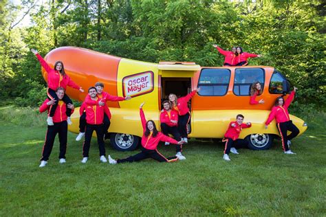 Oscar Meyer taking Applications for Hotdoggers - 92.1 WLHR