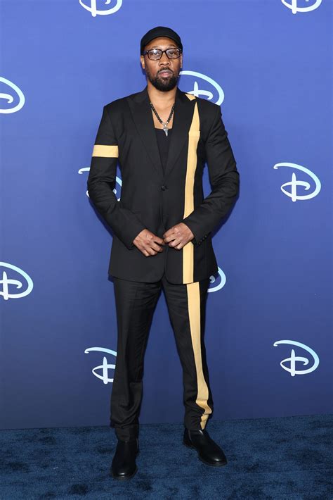 RZA Net Worth - Wiki, Age, Weight and Height, Relationships, Family ...