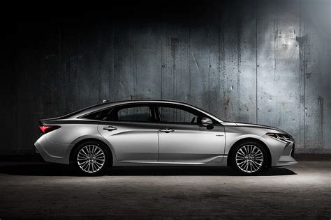 2019 Toyota Avalon Specs, Performance & Photos - autoevolution