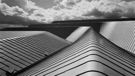 Dialogues – Photographs by Hélène Binet | Meer