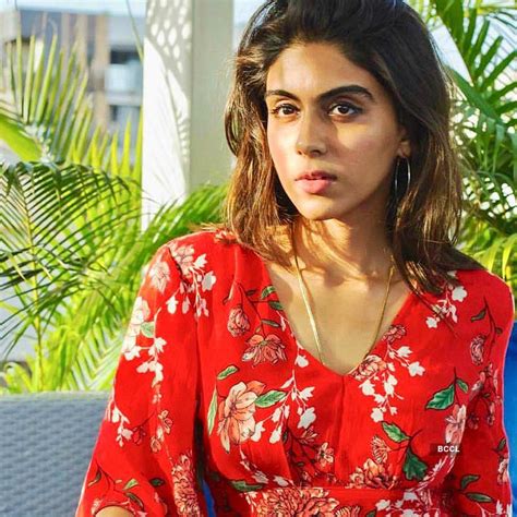 Zoa Morani shares delightful throwback pic after entire family tests ...