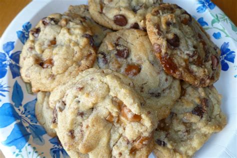 The Pastry Chef's Baking: Chocolate Chip Cookies with Caramel Bits