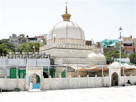 #AjmerSharifDargah is a #sufi #shrine of sufi saint, Moinuddin Chishti ...