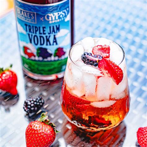 Delicious Hard Cider Cocktails to Try At Home - Blake's Hard Cider