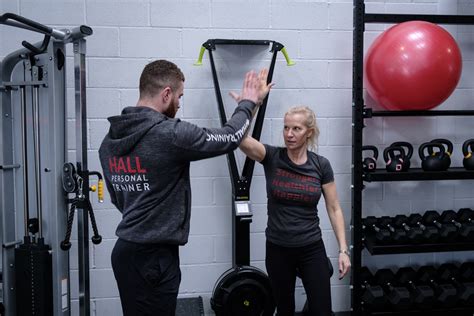 Why Do So Many People Stop Going to the Gym After New Year?
