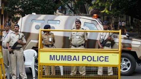 Policeman threatens to jump off three-storey building in Mumbai ...