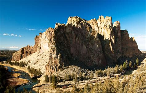 Smith Rock Group — SmithRock.com | Smith Rock State Park Guide | Smith ...