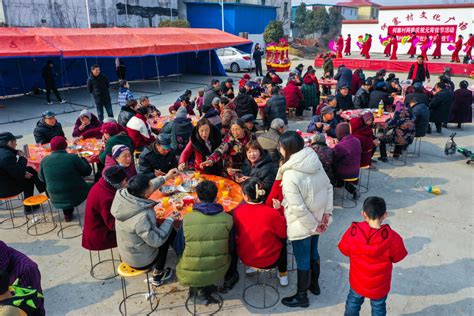 首届中国信阳菜美食文化节来啦！现场免费嗨吃嗨玩！_音乐_表演_小吃