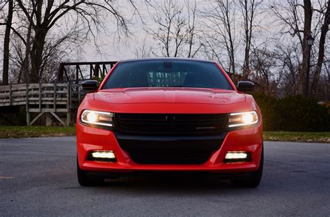 2016 Dodge Charger SXT Review